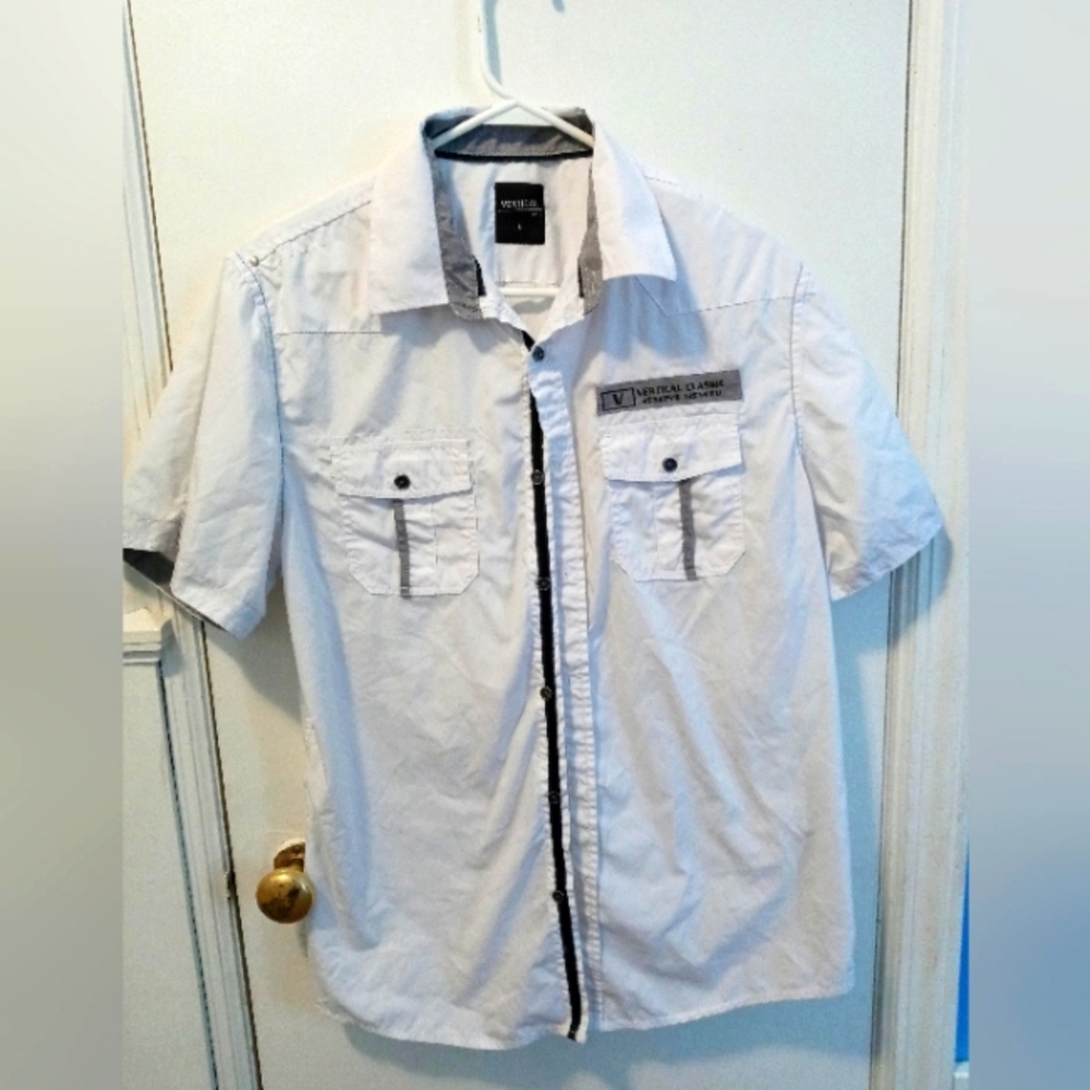 Men's Vertical Sport button down shirt sz L